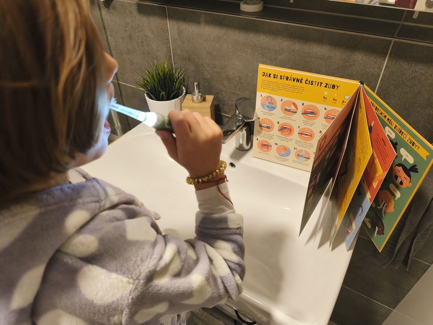 Čteme s Agátou: Zuby máš jen dvoje