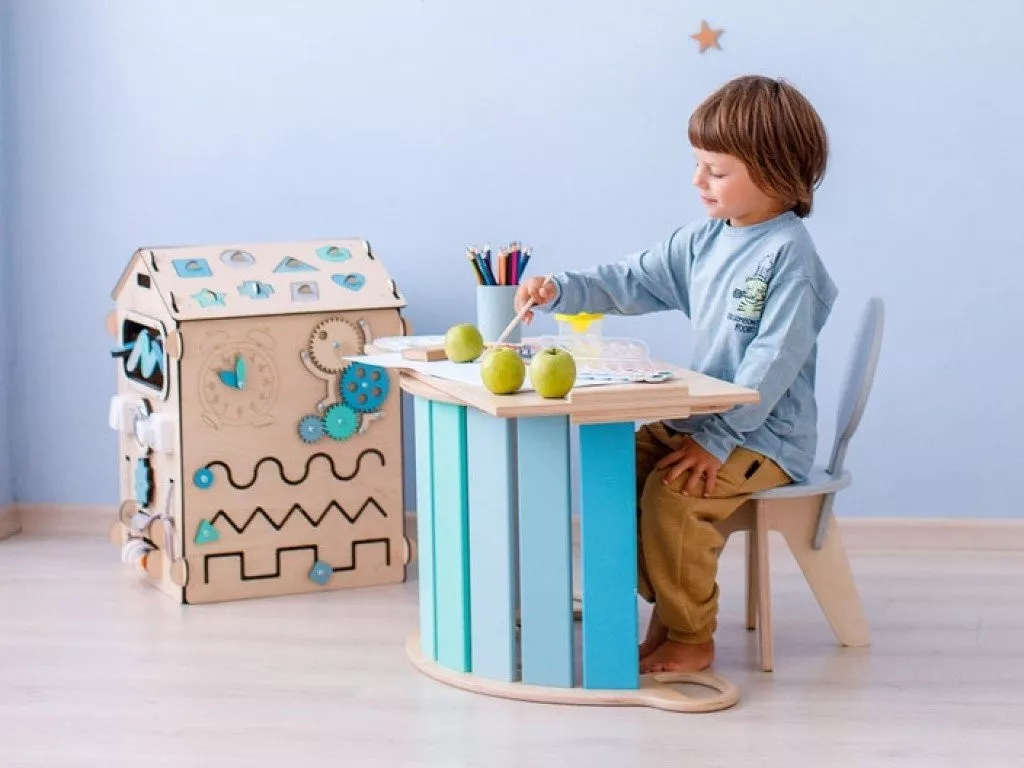 ELIS Design: Barevná montessori houpačka